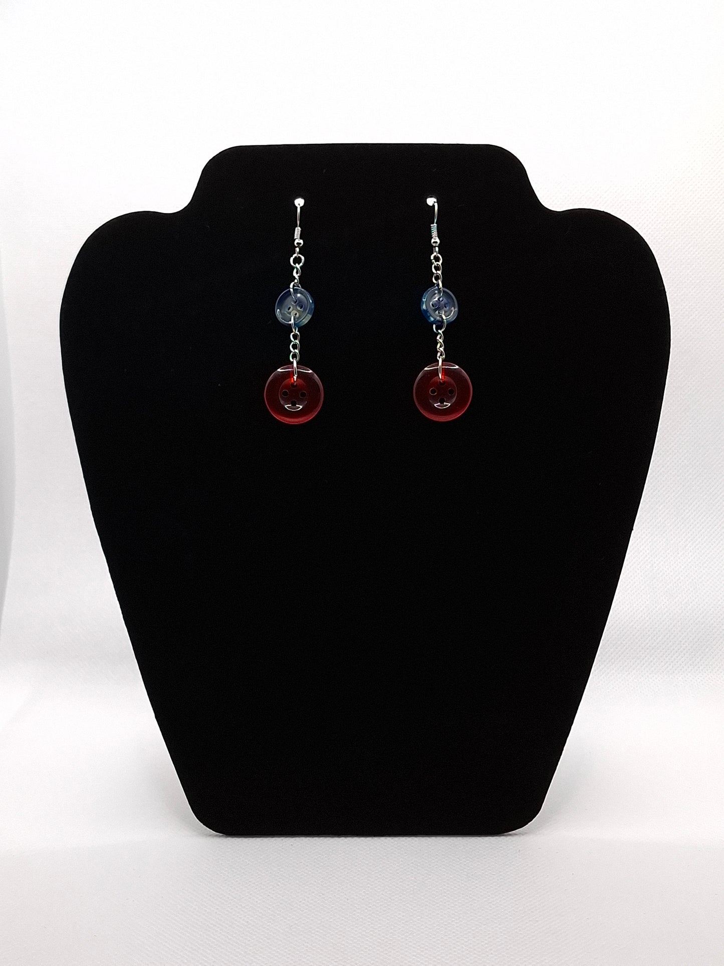 Boucles d'oreilles élégantes rouge et bleu